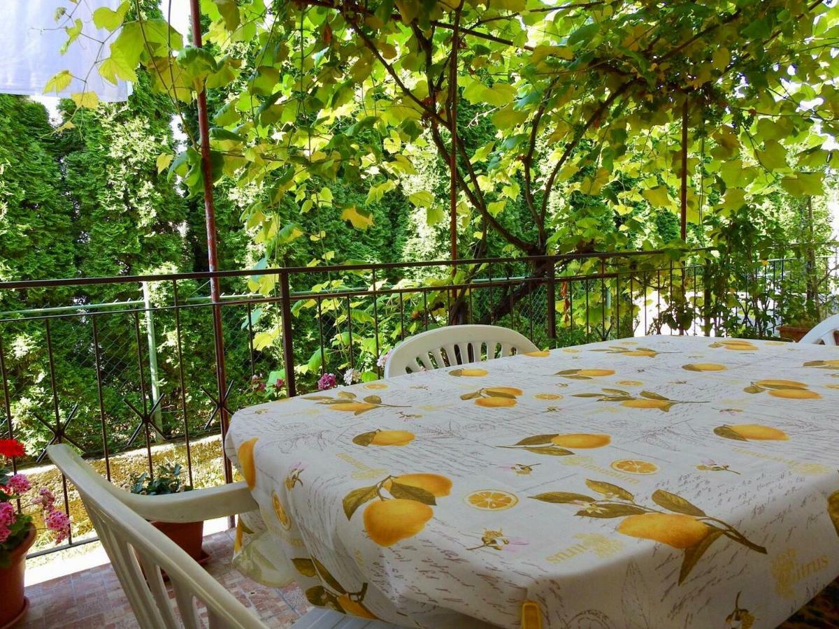 Apartment Girasole Rovigno Esterno foto